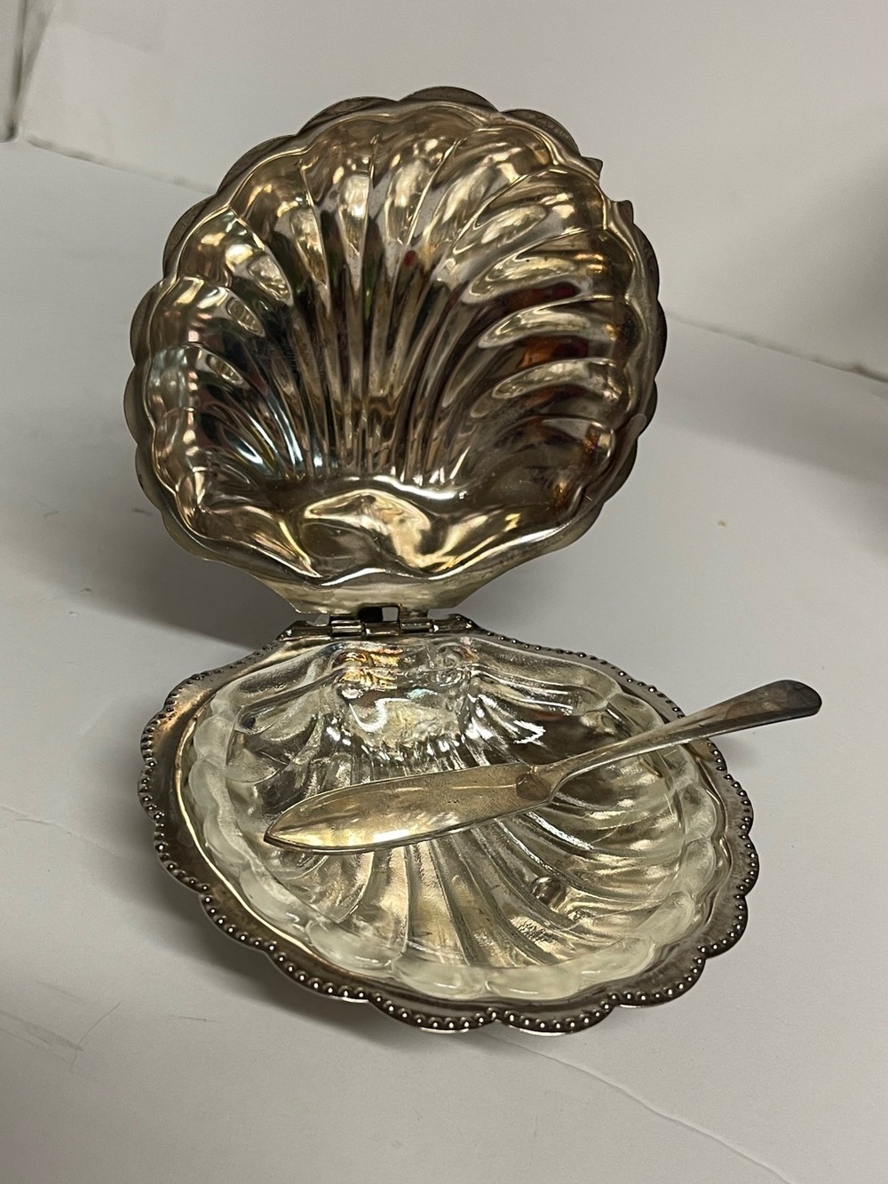 3 Pc England Antique Silver plated Clam Shell Butter Caviar Dish & Knife